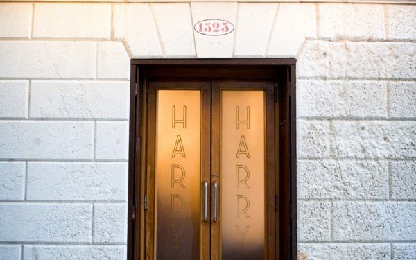 Harrys Bar