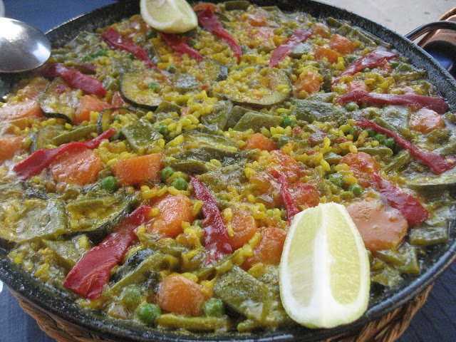 PAELLA VALENCIANA