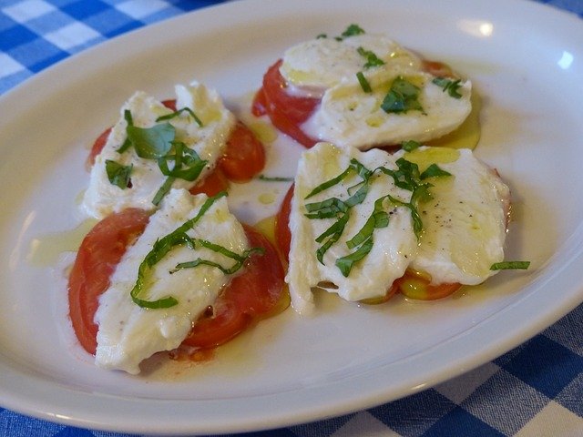 ensalada-tomate-mozarella