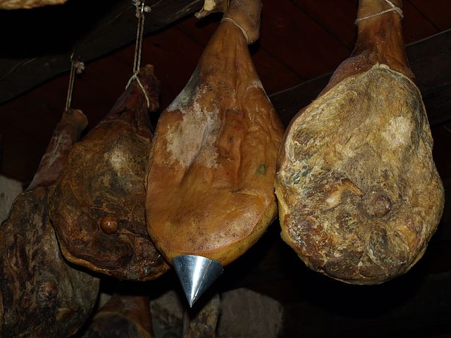 jamones-curados