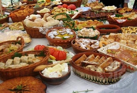Gastronomia-de-Serbia Gastronomia-de-Serbia