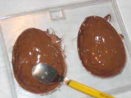 Moldes huevos chocolate