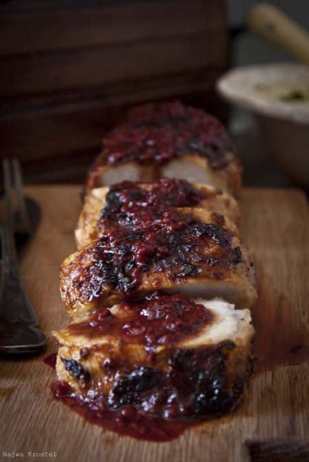 lomo de cerdo con frutos del bosque
