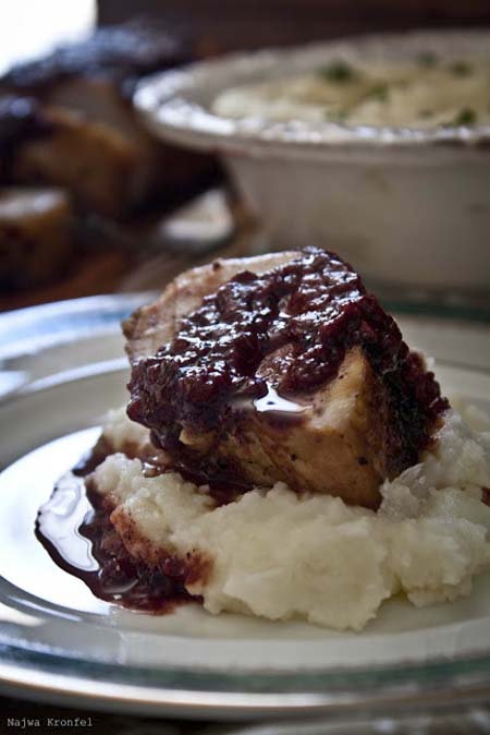 Lomo de cerdo con arándanos y frambuesa