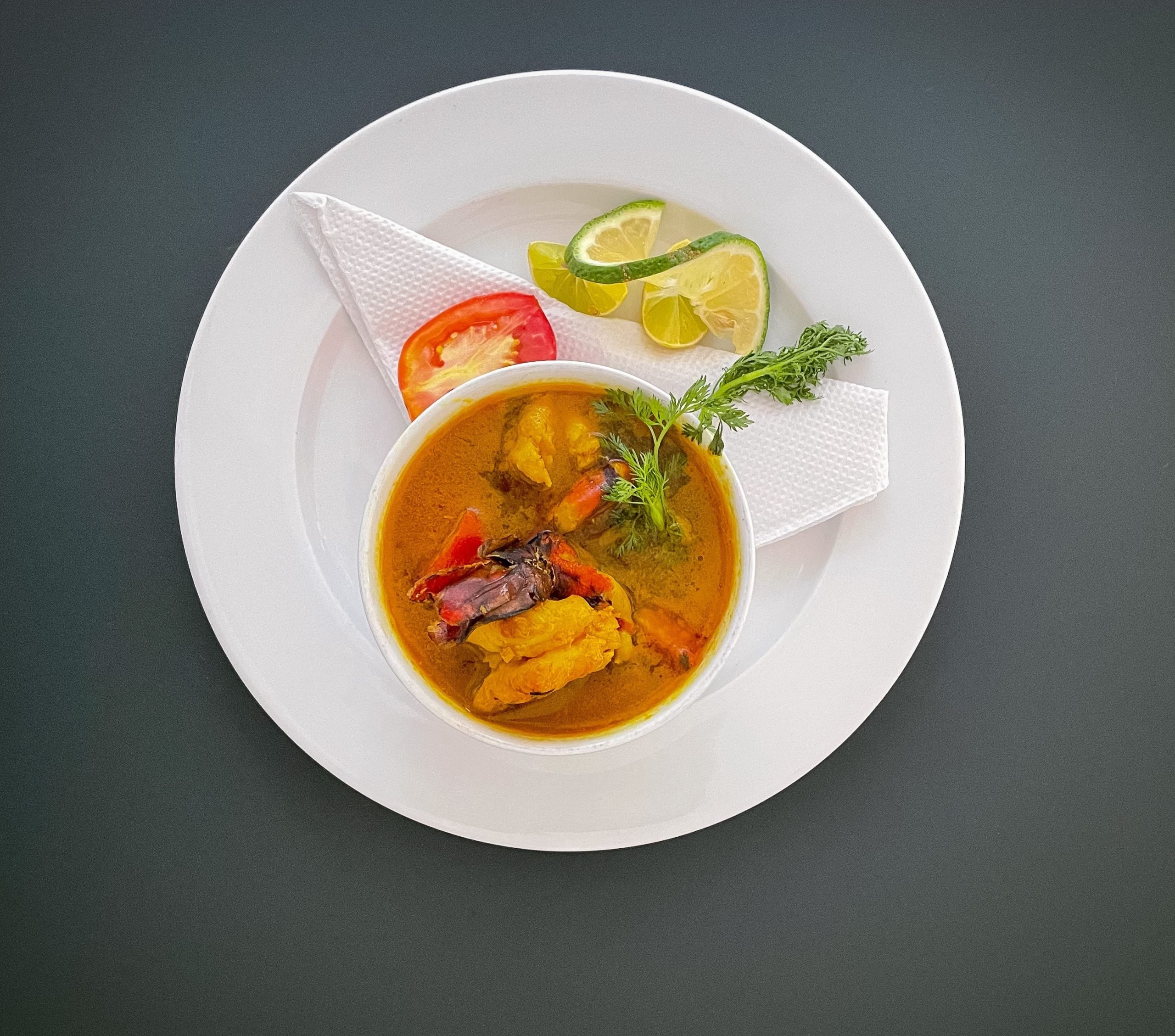 caldo de pescado